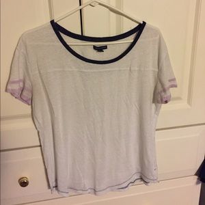 American eagle white t-shirt