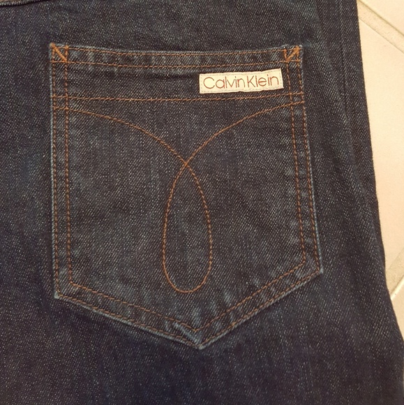 So cool vintage Calvin Klein jeans. 7 - Picture 2 of 3