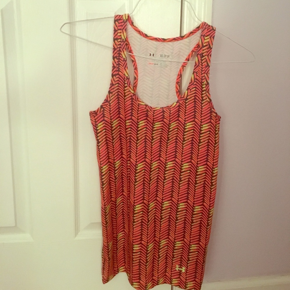 Underarmour fitness tank! Great for workouts!