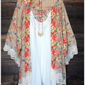 Floral crochet trim kimono