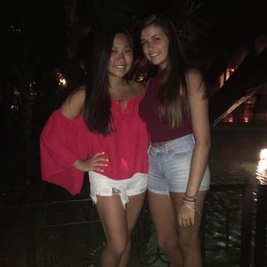 Meet your Posher, Deborah