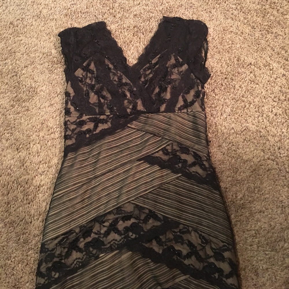 Long elegant wedding gown Lacey black size 4