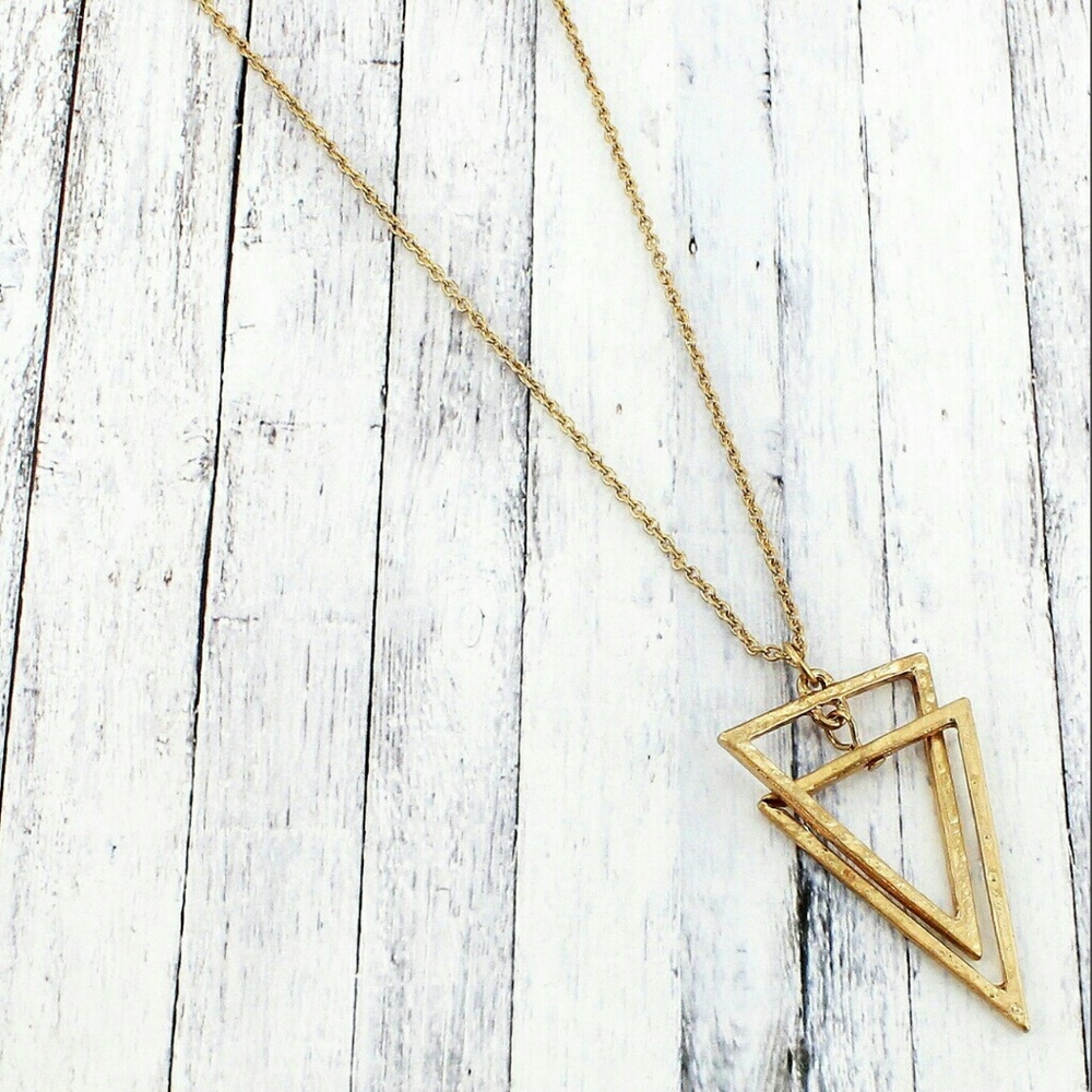 GOLDTONE TRIANGLE PENDANT NECKLACE - Picture 1 of 3