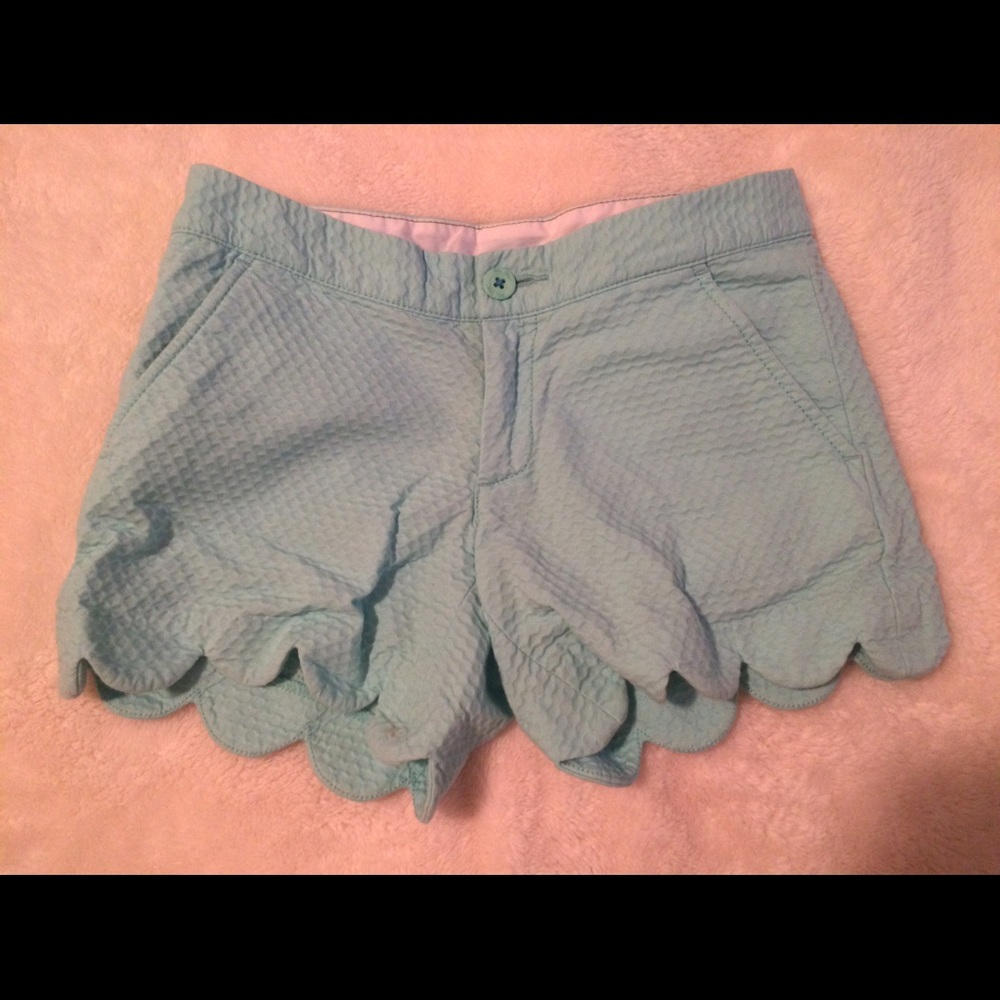 LILLY PULITZER blue, scalloped, shorts size 000