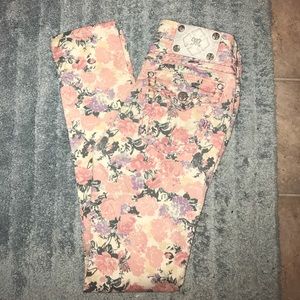 EUC Miss Me skinny jeans floral print sz 27