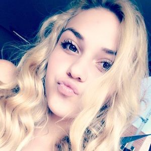 Meet your Posher, Allison