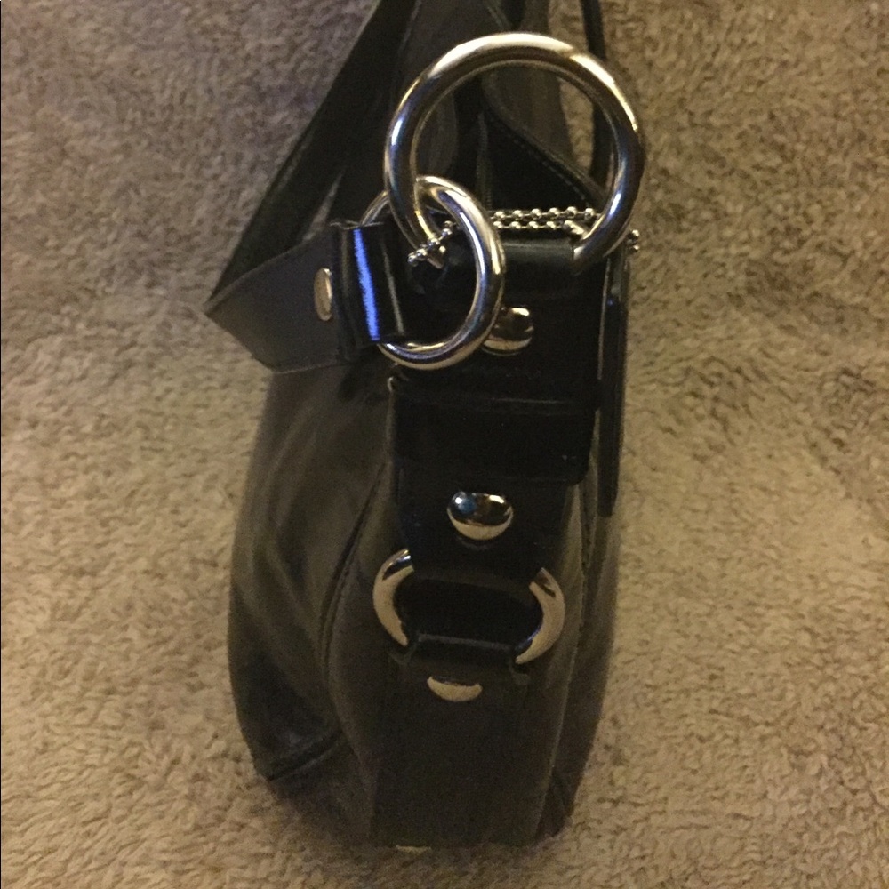 Black Coach purse - Picture 4 of 8