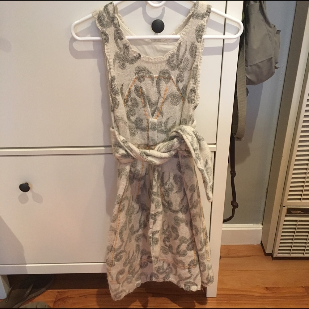 Sleeping on snow dress from Anthropologie, size XS