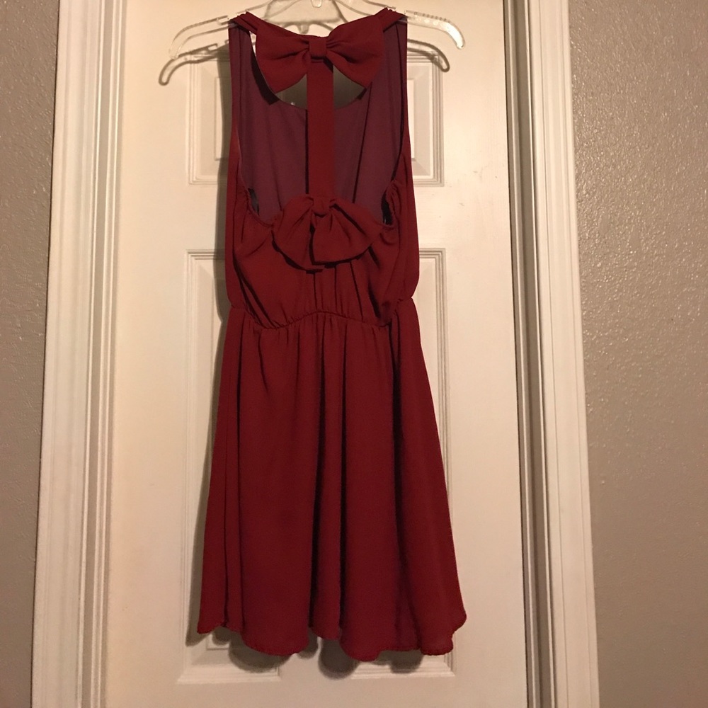 Red dress with bows on back - Picture 2 of 2