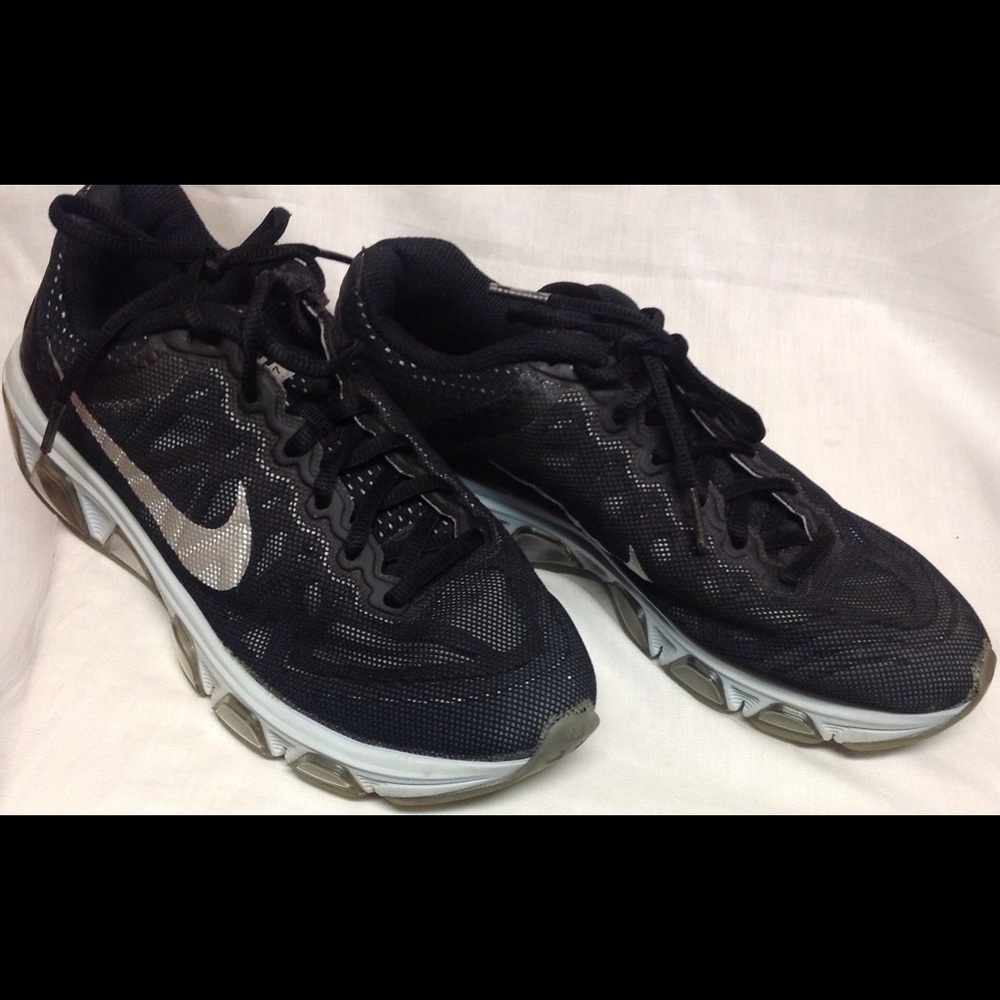 Nike running shoes women's size 8