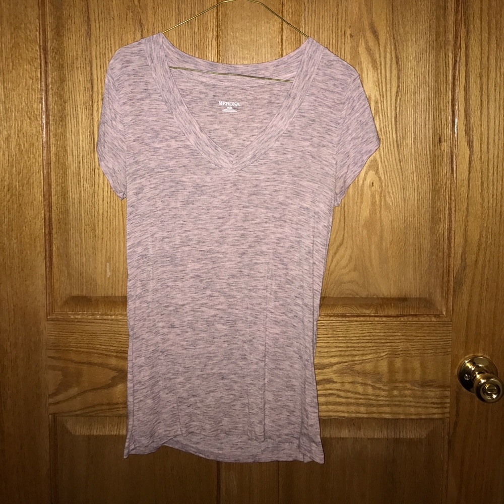 V-neck T-shirt