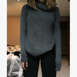 grey gap sweater