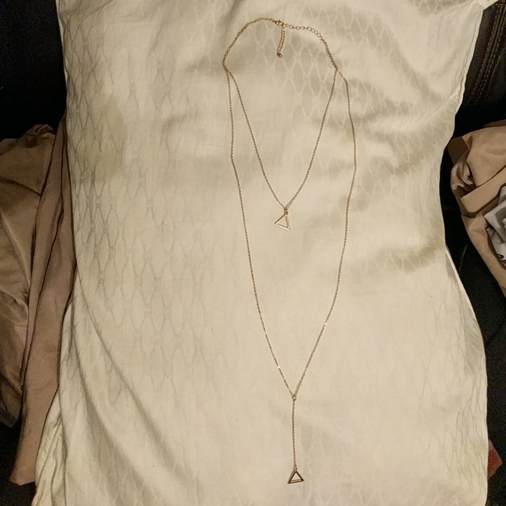 Double-layered triangle necklace