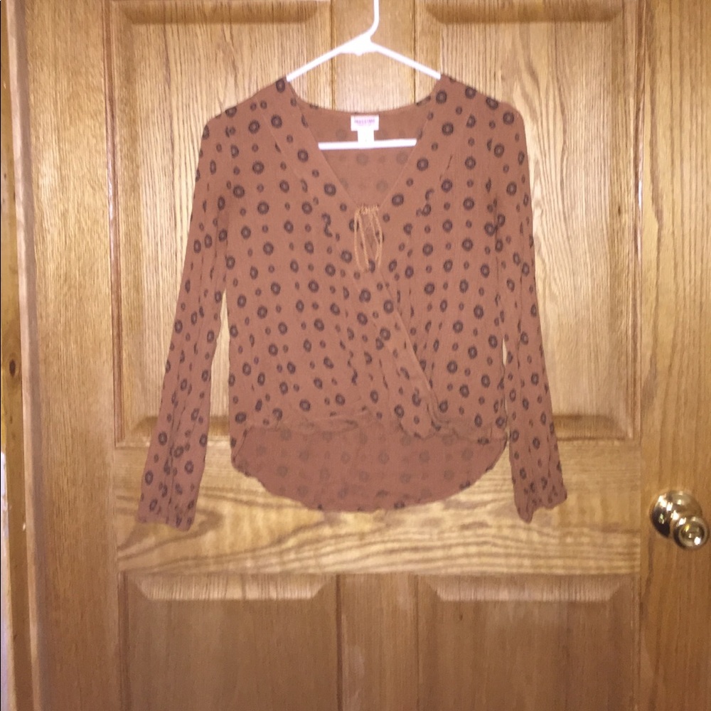 Long sleeve orange top