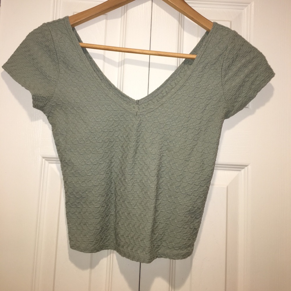 Hollister crop top. SPRING & SUMMER