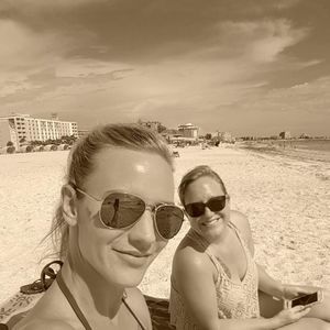 Meet your Posher, Laura