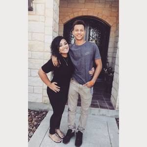 Meet your Posher, Nikko