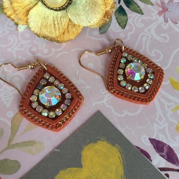Cute rhinestone earrings - Picture 2 of 3