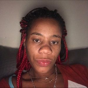 Meet your Posher, Karla