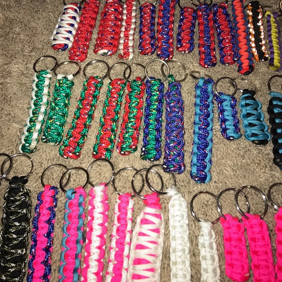 Paracord Keychains - Picture 3 of 4