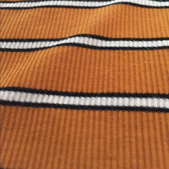 Fall Dress 🍂 - Picture 2 of 3