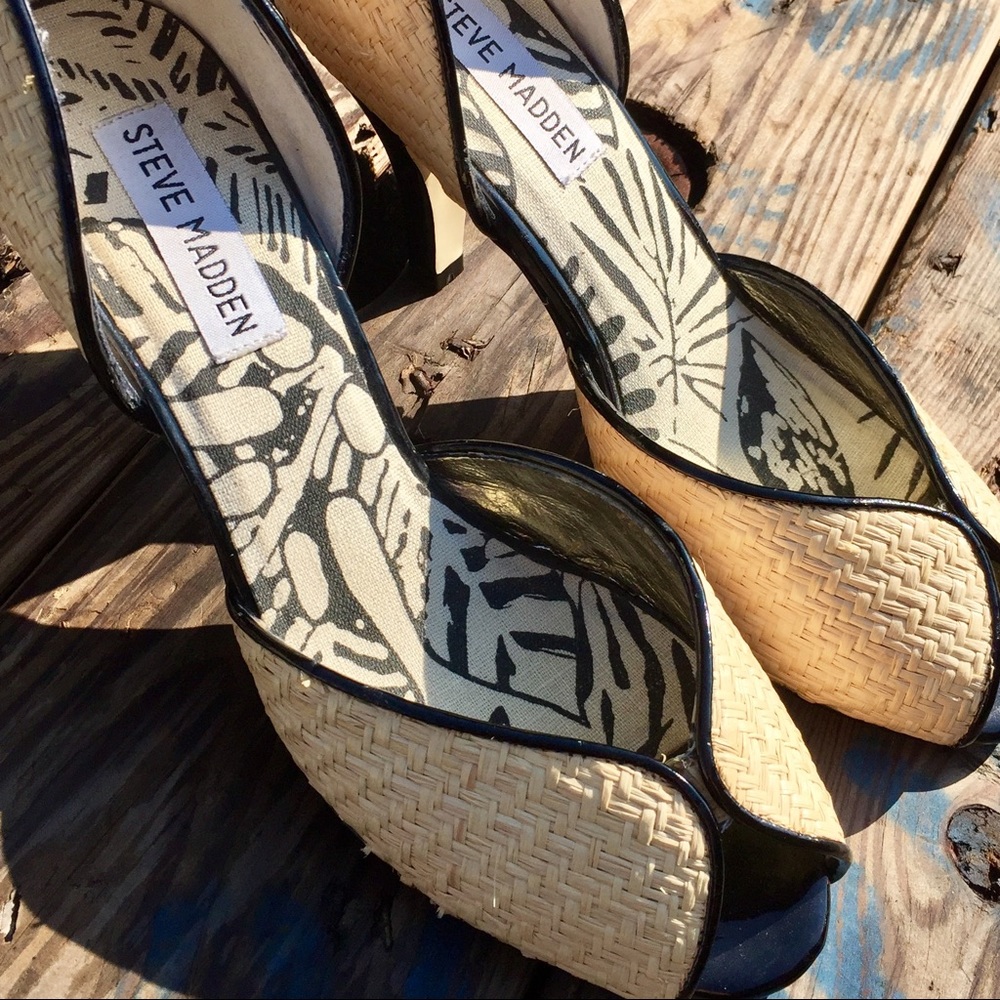 Hot Steve Madden straw pumps sandals