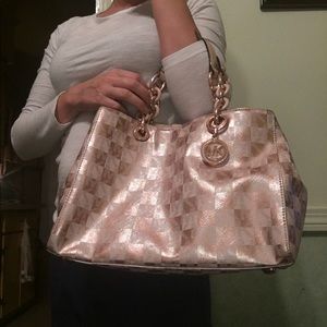 Authentic Michael Kors rose gold Cynthia bag