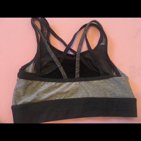 💥SOLD💥Brand new Vs pink crossback sports bra - Picture 3 of 4