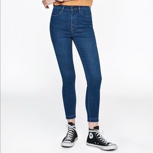Blue Jeans 👖 from PacSun! Super high rise skinny