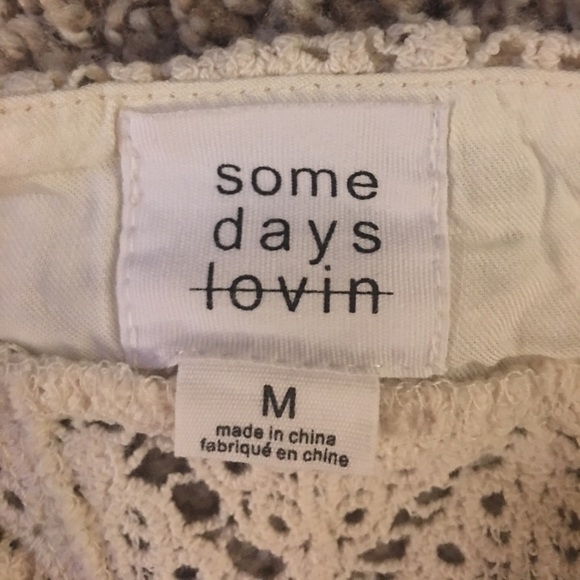 Cream Crochet Crop Top - Picture 6 of 6