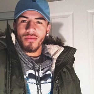 Meet your Posher, Dynamite-jones