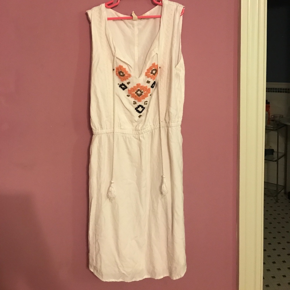 Gorgeous dress with pockets!
