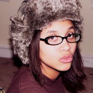 Meet your Posher, Yasmine