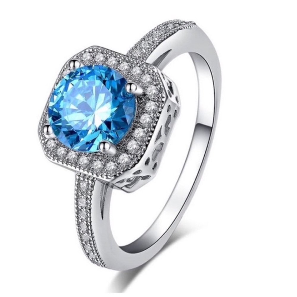 LAST ONE!๐GORGEOUS 925 STERLING SILVER RING๐ - Picture 1 of 3