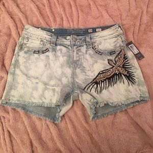 Miss Me Distressed shorts