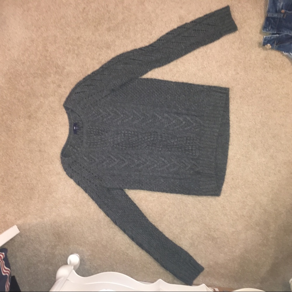 Cozy gap sweater.