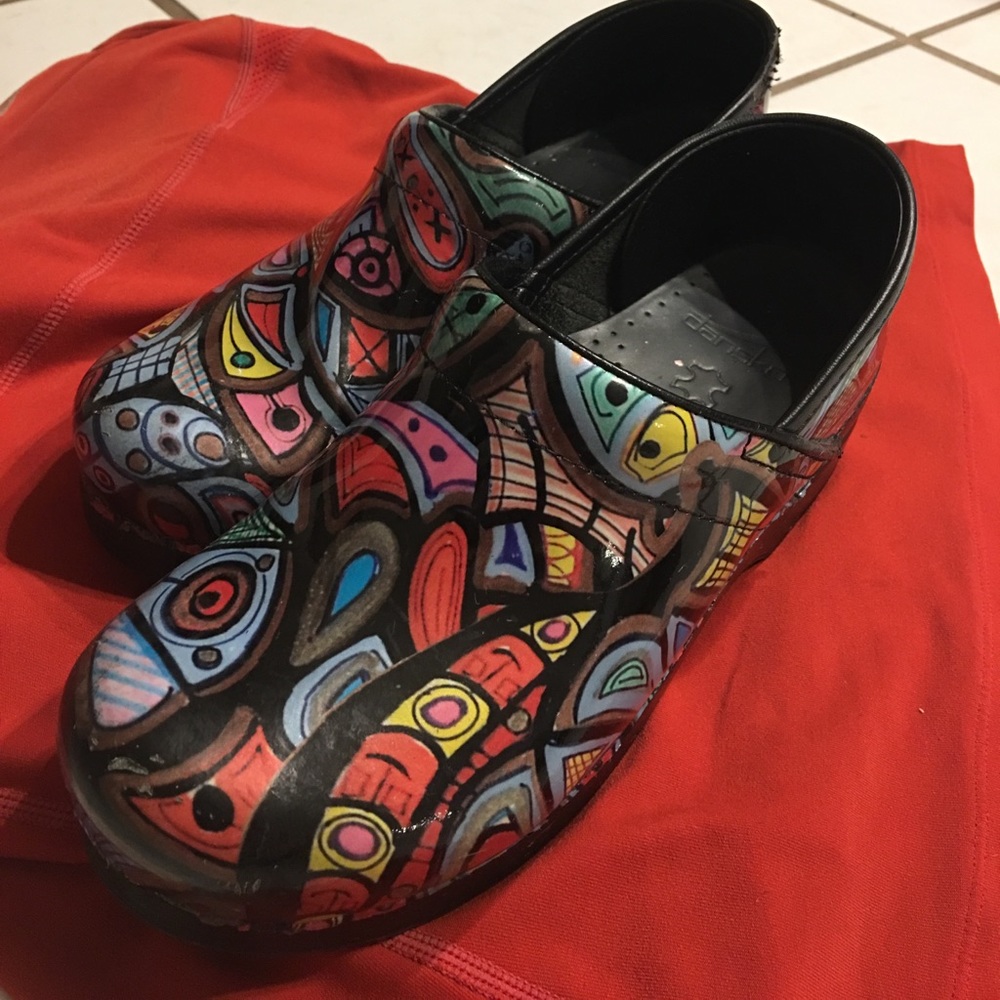 Art Deco Dansko