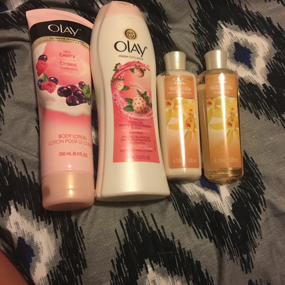 Lotion and shower gel