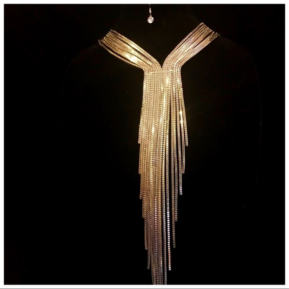 Silver Fringe Necklace Set - Picture 2 of 2