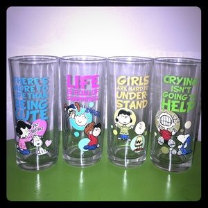 Peanuts Glass Set Of 4 - Brand New/Price is Firm