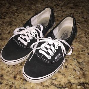 Women's Vans Shoes Size 7
