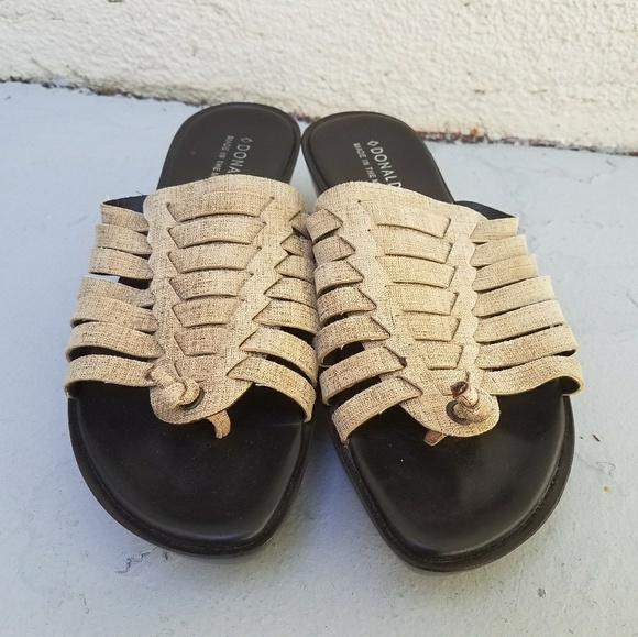 Donald J Pliners Sandals - Picture 1 of 4