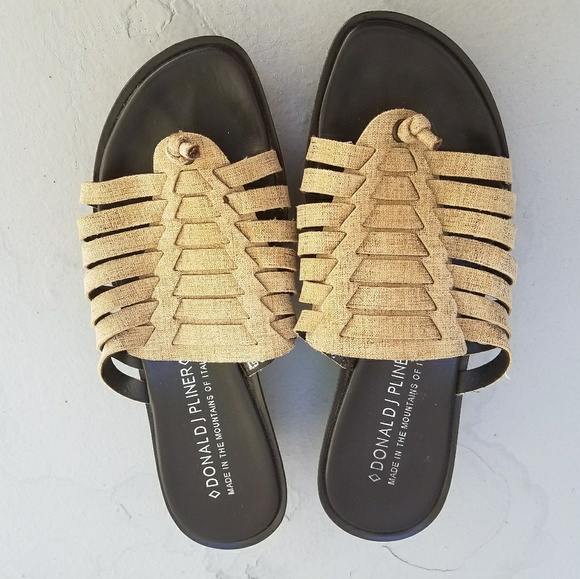 Donald J Pliners Sandals - Picture 4 of 4