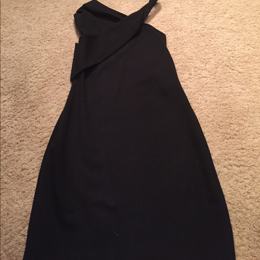 Black Halston stem heritage dress