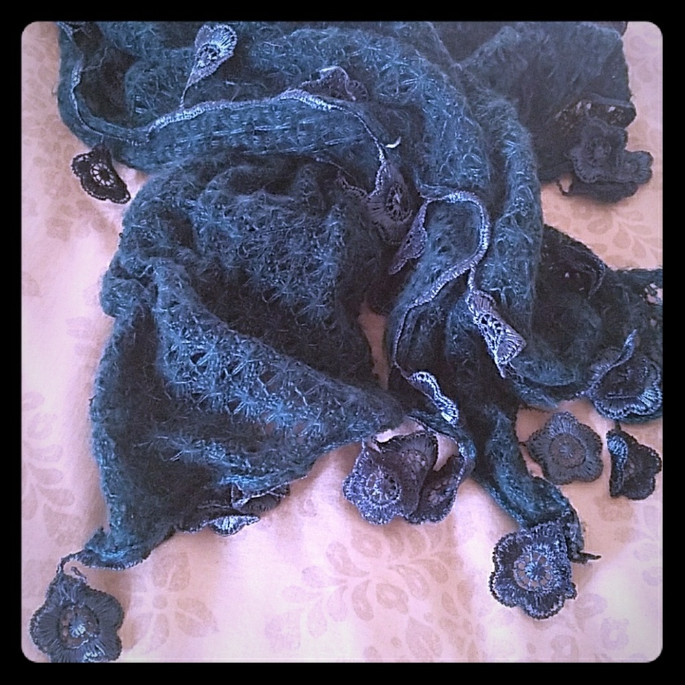 Unique scarf