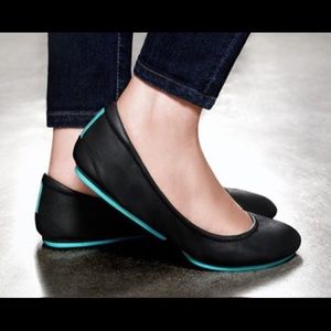 Interested in sale of (ISO) tieks 8