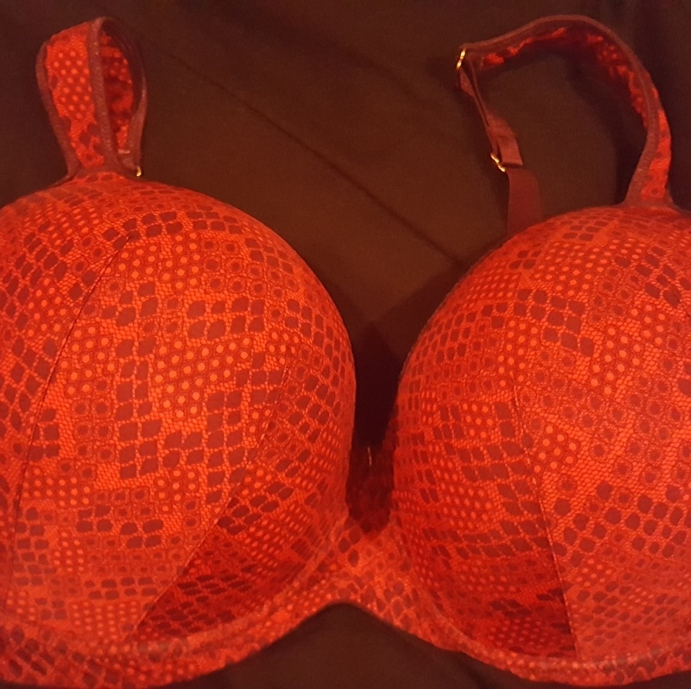 Ashley Stewart 42G Butterfly Bra