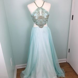 Used prom dress!