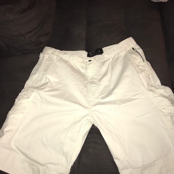 Cargo Shorts - Picture 2 of 3