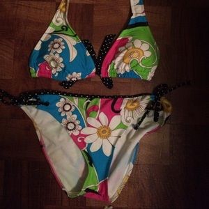 Adorable Hula Honey bikini!
